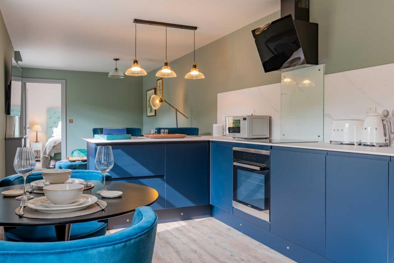 Stylish Modern 1 Bedroom, City Centre Bath Luaran gambar