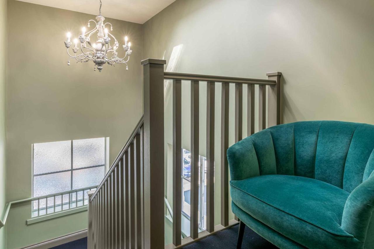 Stylish Modern 1 Bedroom, City Centre Bath Luaran gambar